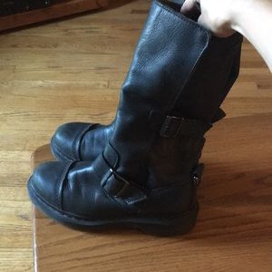 Dr. Martens Kathleena Boots